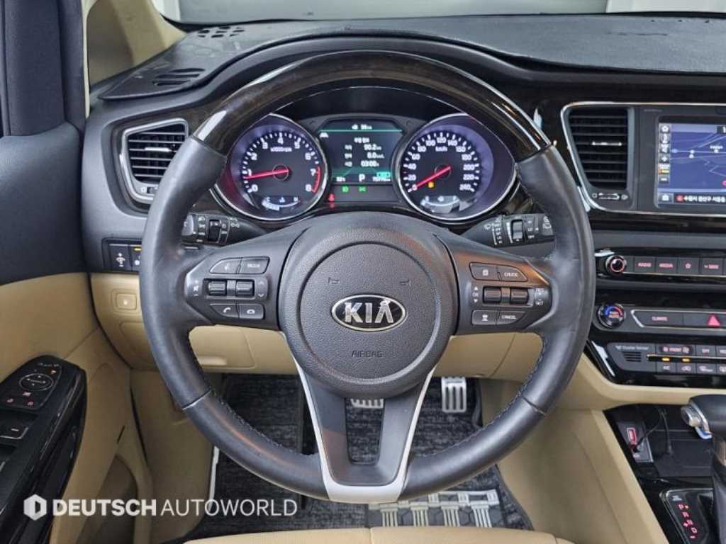 KIA Carnival 2018 Negro - Importación desde Corea - HF Imports Iquique - Foto 16