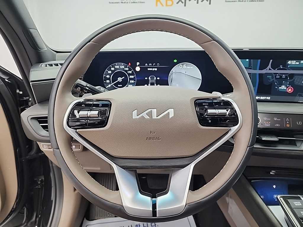 KIA K8 - Vista 11