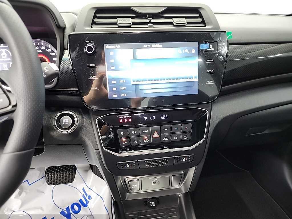 Ssangyong Tivoli - Vista 12