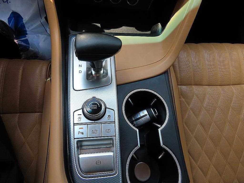 Genesis G70 - Vista 12