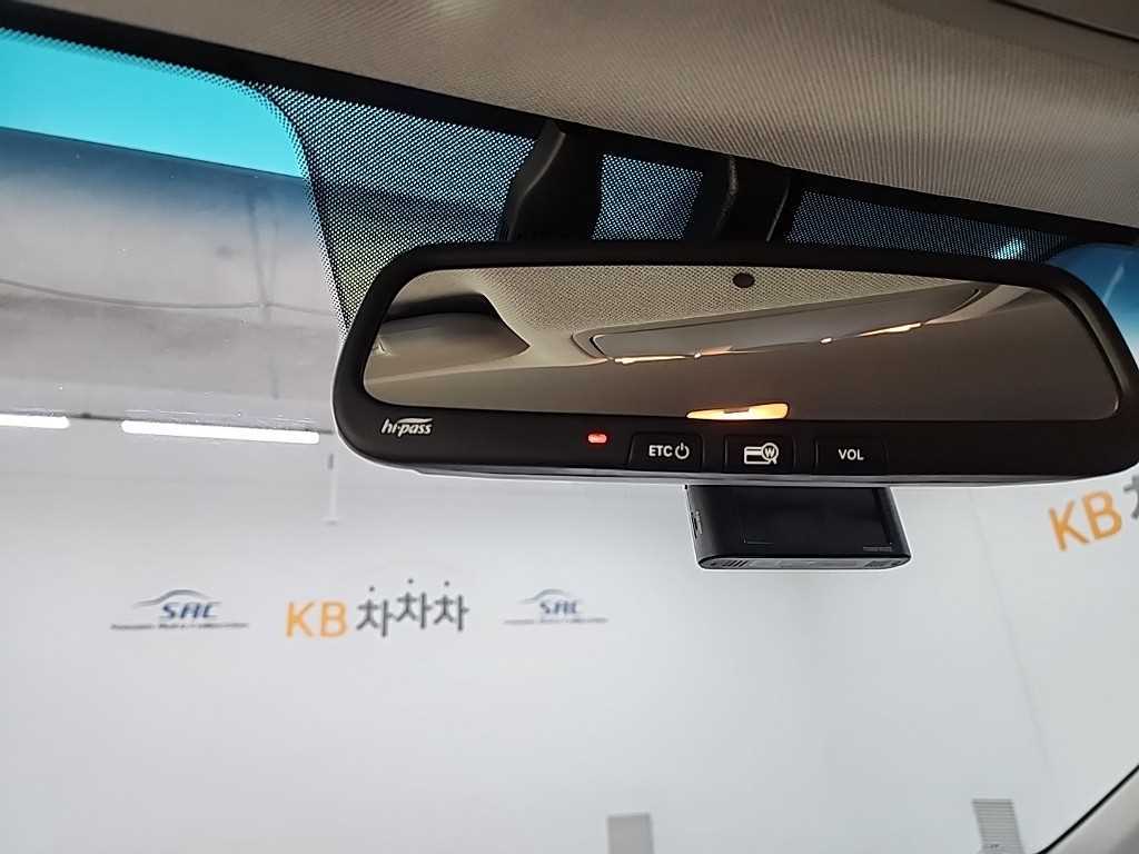 HYUNDAI Avante 2018 Negro - Importación desde Corea - HF Imports Iquique - Foto 17