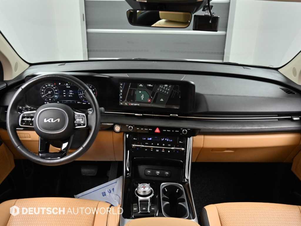 KIA Carnival - Vista 9
