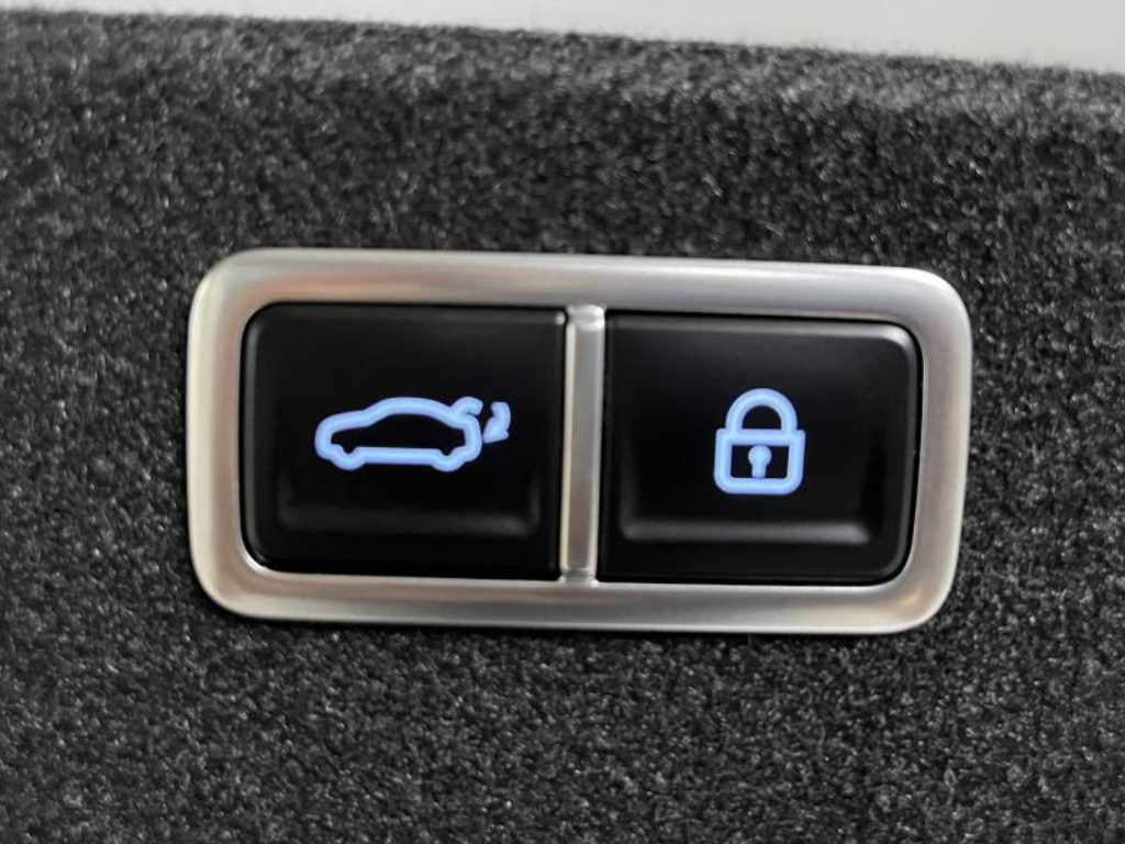 Genesis G80 - Vista 8