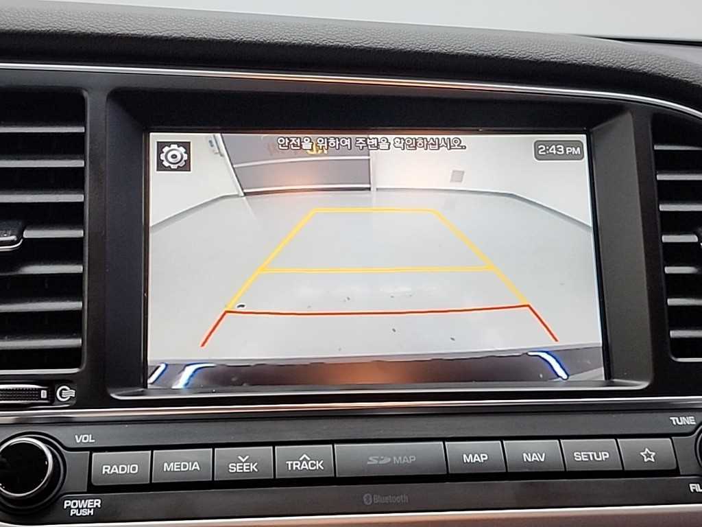 HYUNDAI Avante 2018 Negro - Importación desde Corea - HF Imports Iquique - Foto 16