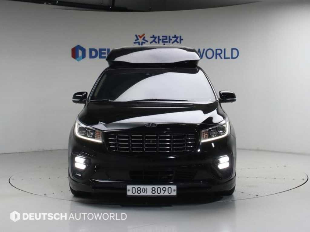 KIA Carnival - Vista 3