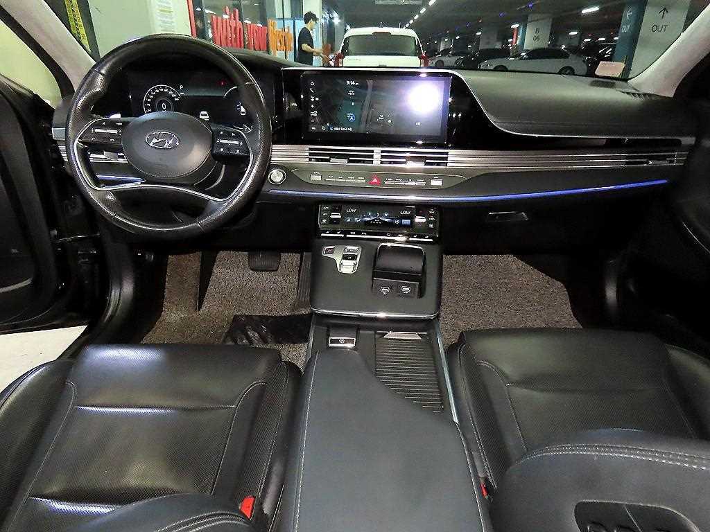 HYUNDAI Grandeur - Vista 12
