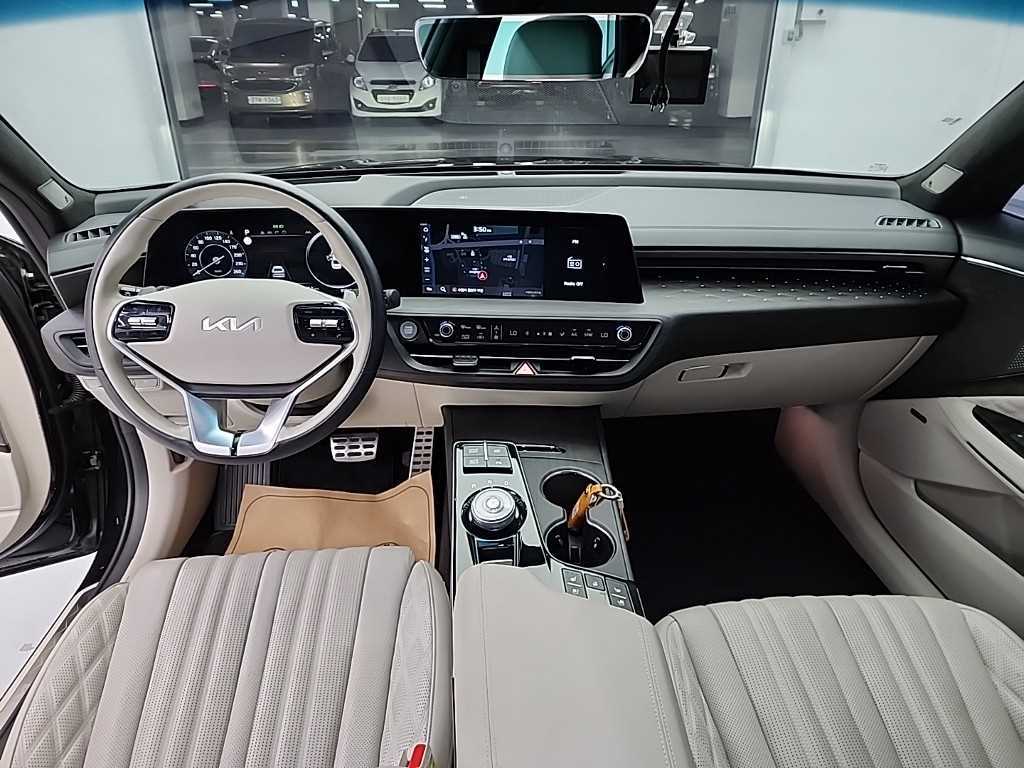 KIA K8 - Vista 9
