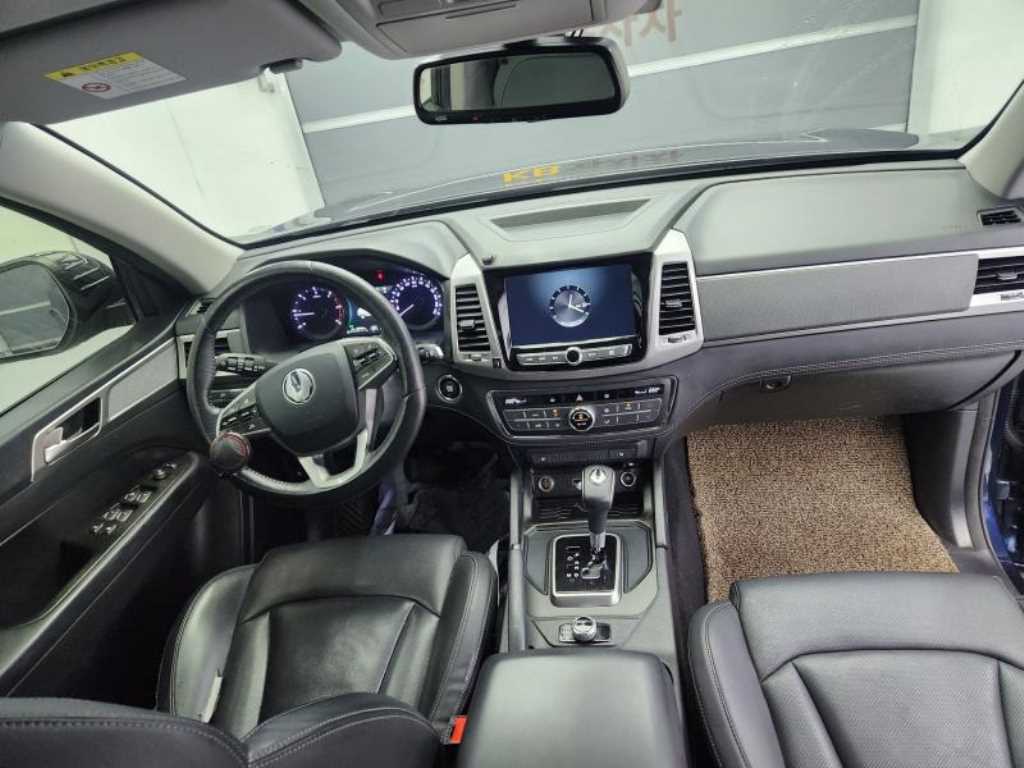 Ssangyong Rexton - Vista 9