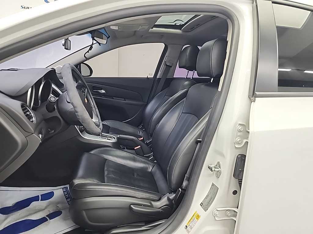 Chevrolet Cruise 2014 Blanco - Importación desde Corea - HF Imports Iquique - Foto 13