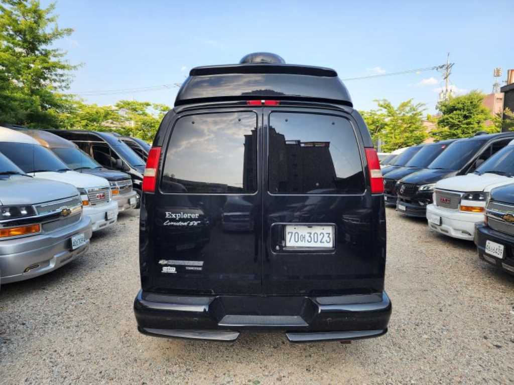 Chevrolet Express van - Vista 7