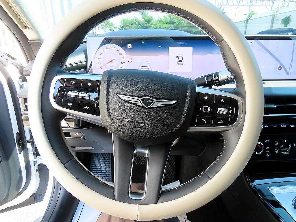 Genesis G80 - Vista 10