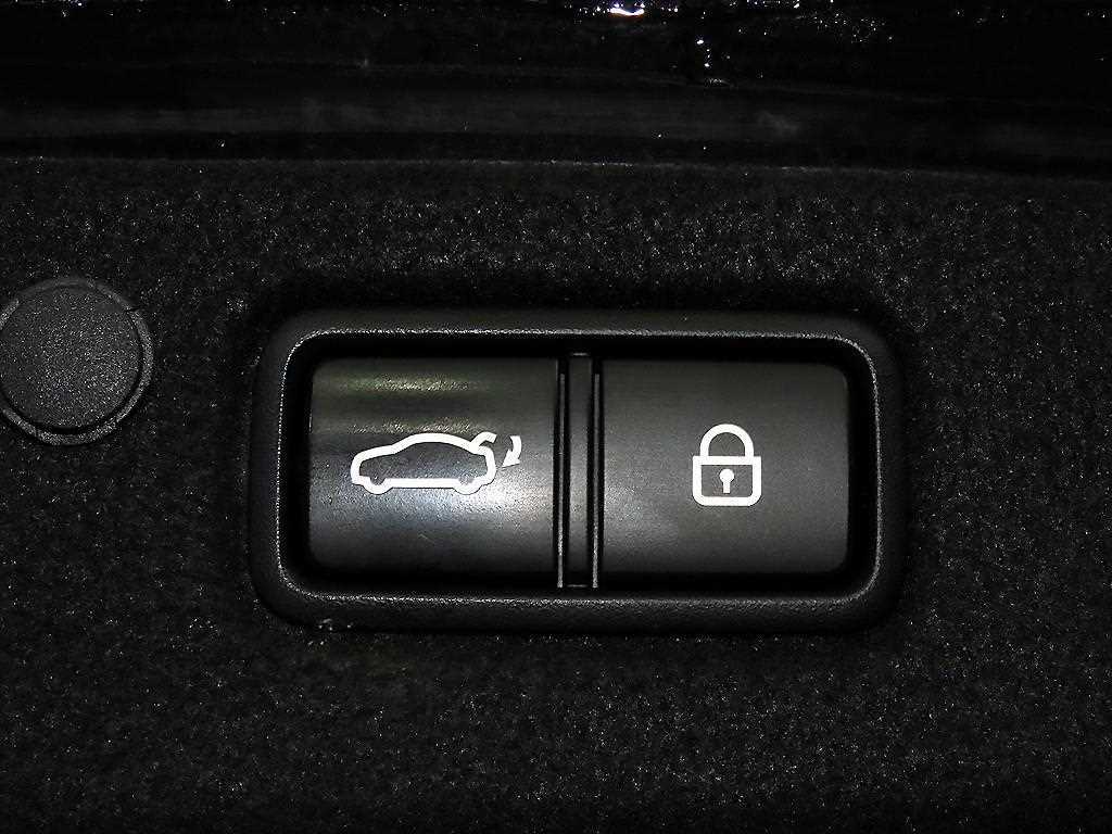 HYUNDAI Grandeur 2020 Negro - Importación desde Corea - HF Imports Iquique - Foto 17
