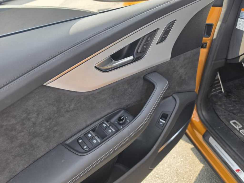 Audi Q8 - Vista 9