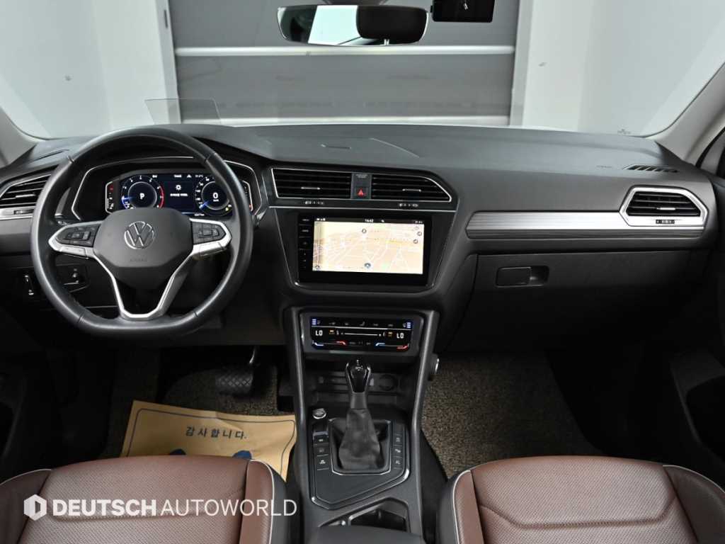 Volkswagen Tiguan - Vista 9