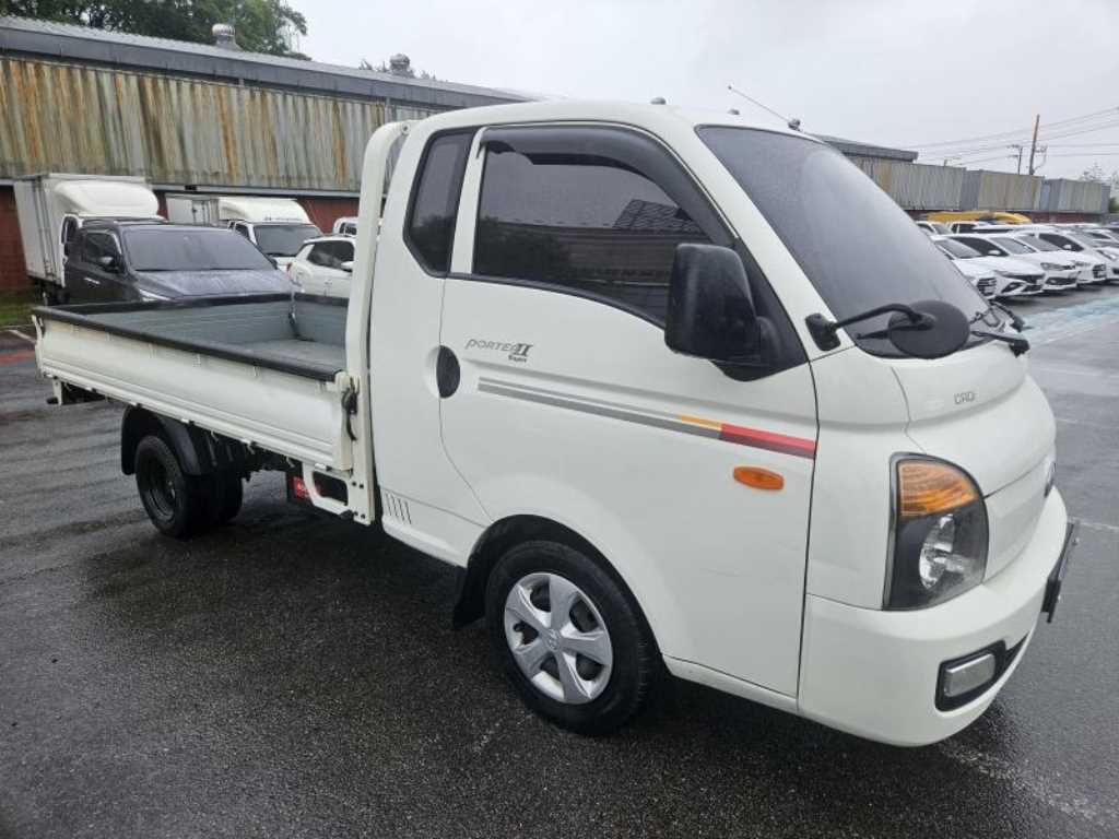 Small Truck Cargo (small) - Vista 3