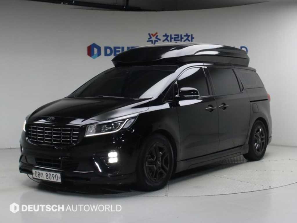 KIA Carnival 2018 Negro - Importación desde Corea - HF Imports Iquique - Foto 1