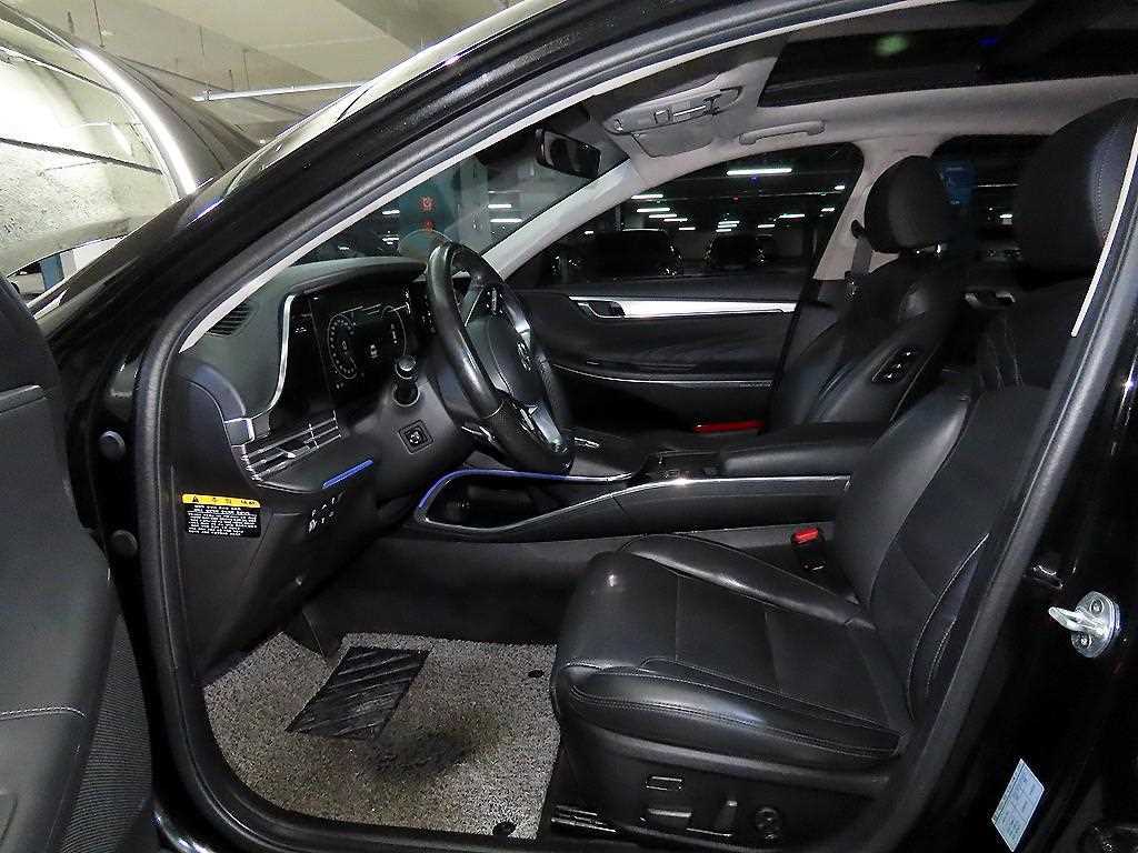 HYUNDAI Grandeur - Vista 8