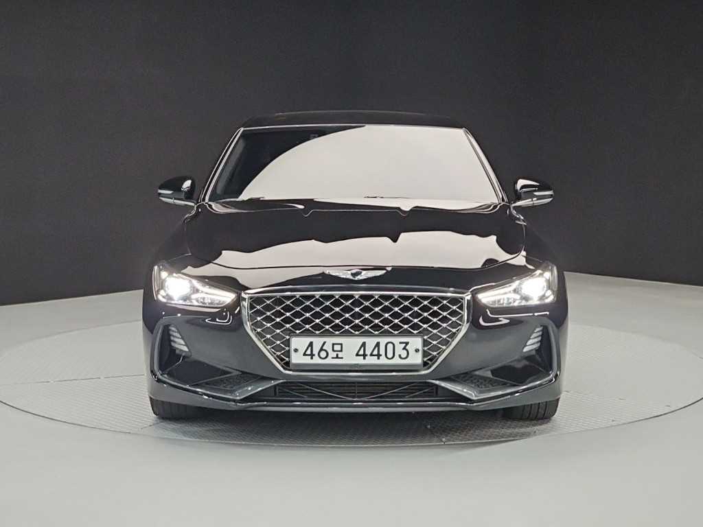 Genesis G70 - Vista 3