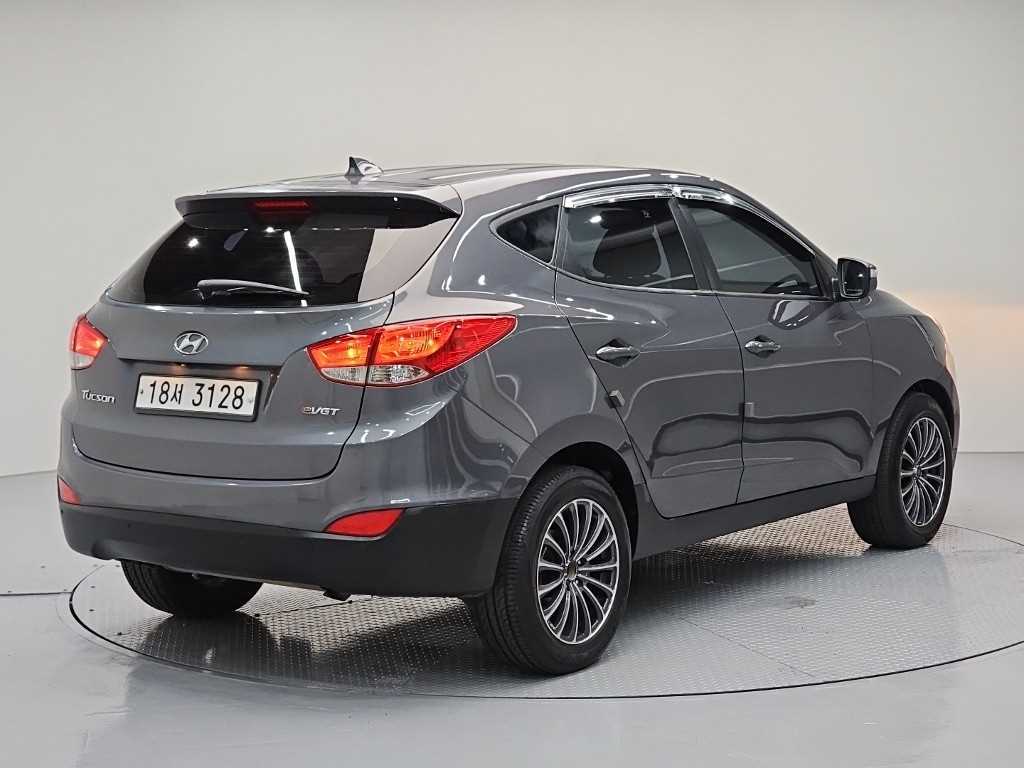 HYUNDAI Tucson - Vista 6