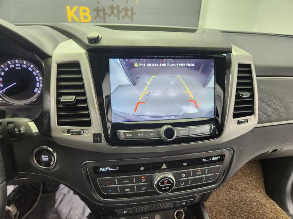 Ssangyong Rexton 2019 - Importación desde Corea - HF Imports Iquique - Foto 13