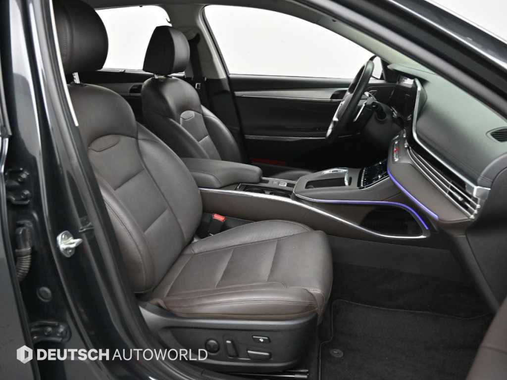 HYUNDAI Grandeur - Vista 12