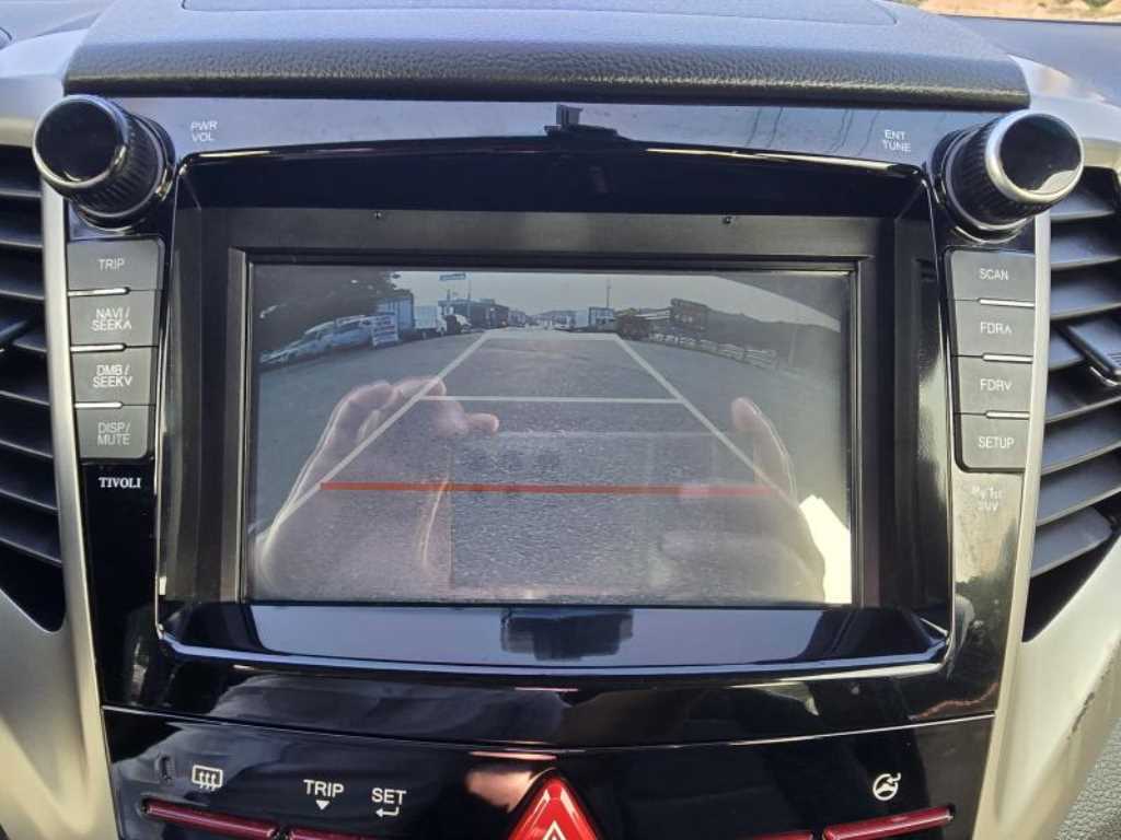 Ssangyong Tivoli 2015 Azul - Importación desde Corea - HF Imports Iquique - Foto 19