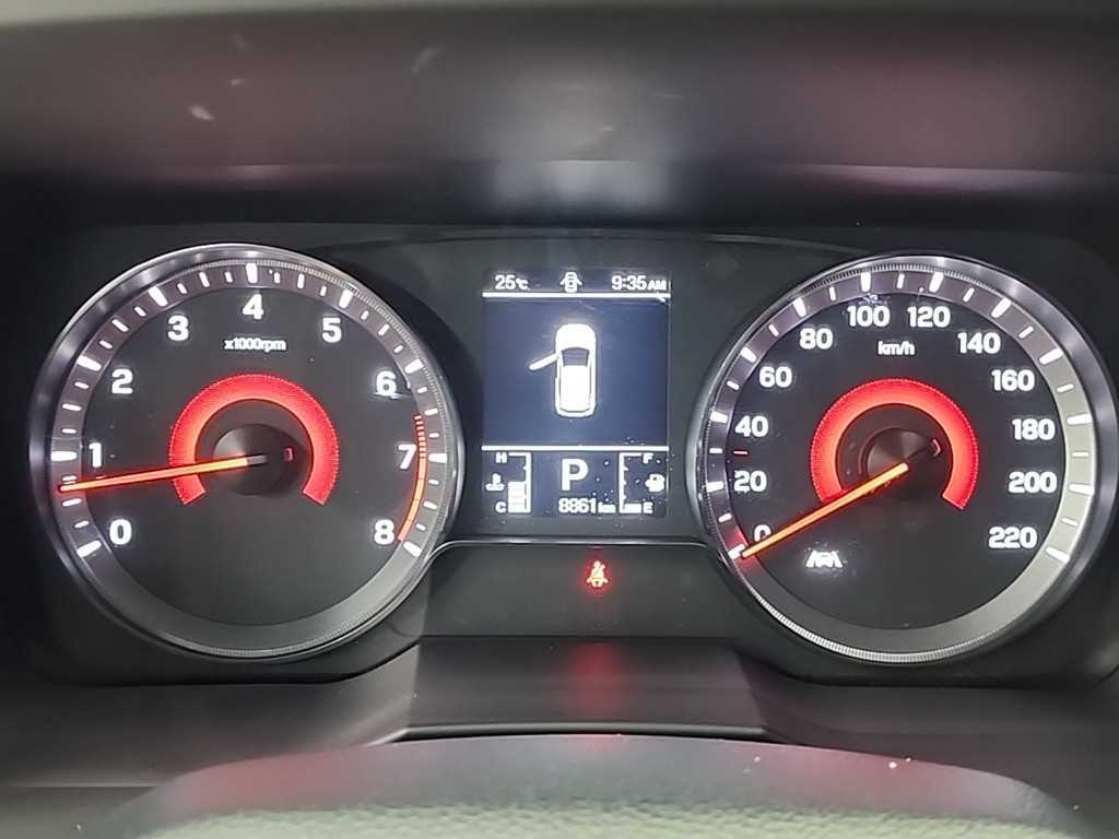 Ssangyong Tivoli - Vista 8
