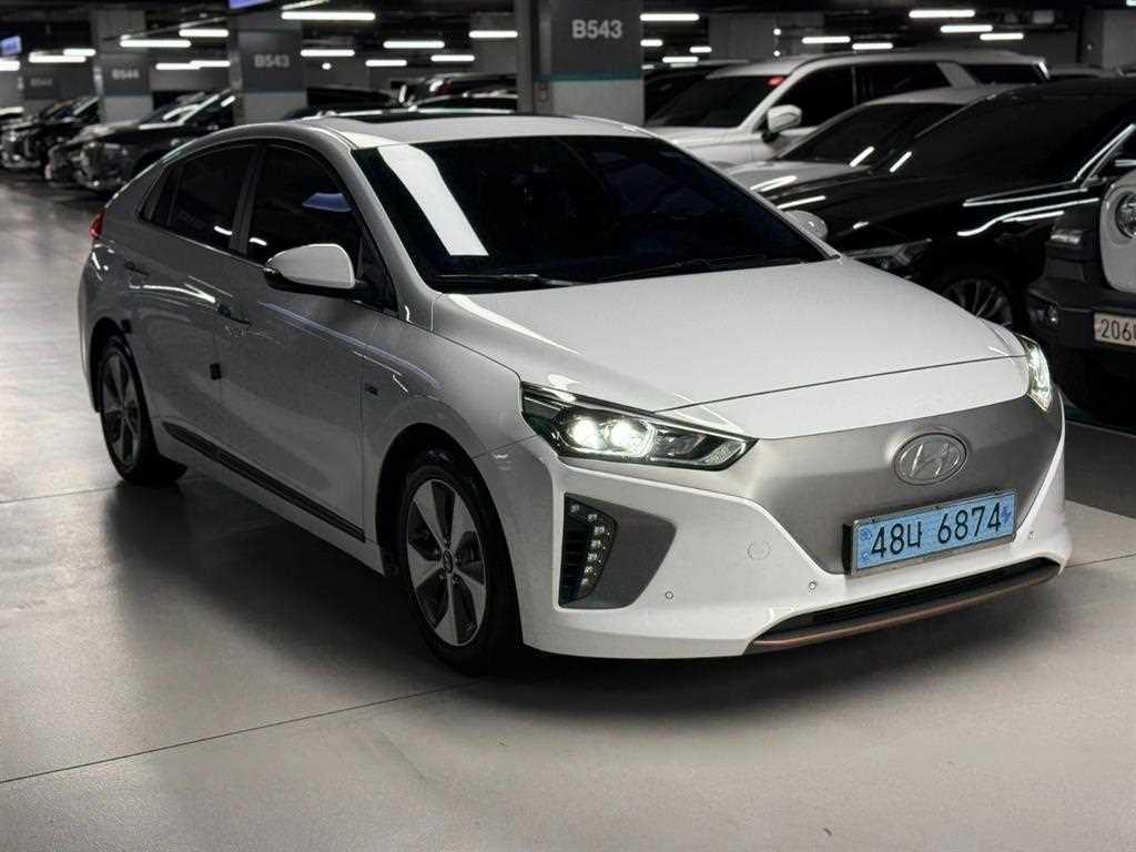 HYUNDAI Ioniq - Vista 2