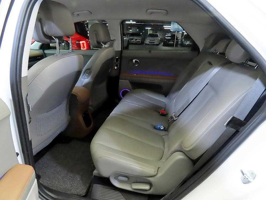HYUNDAI Ioniq 5 - Vista 9