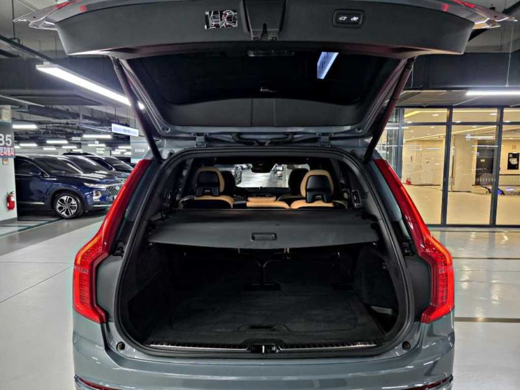 Volvo XC90 - Vista 8