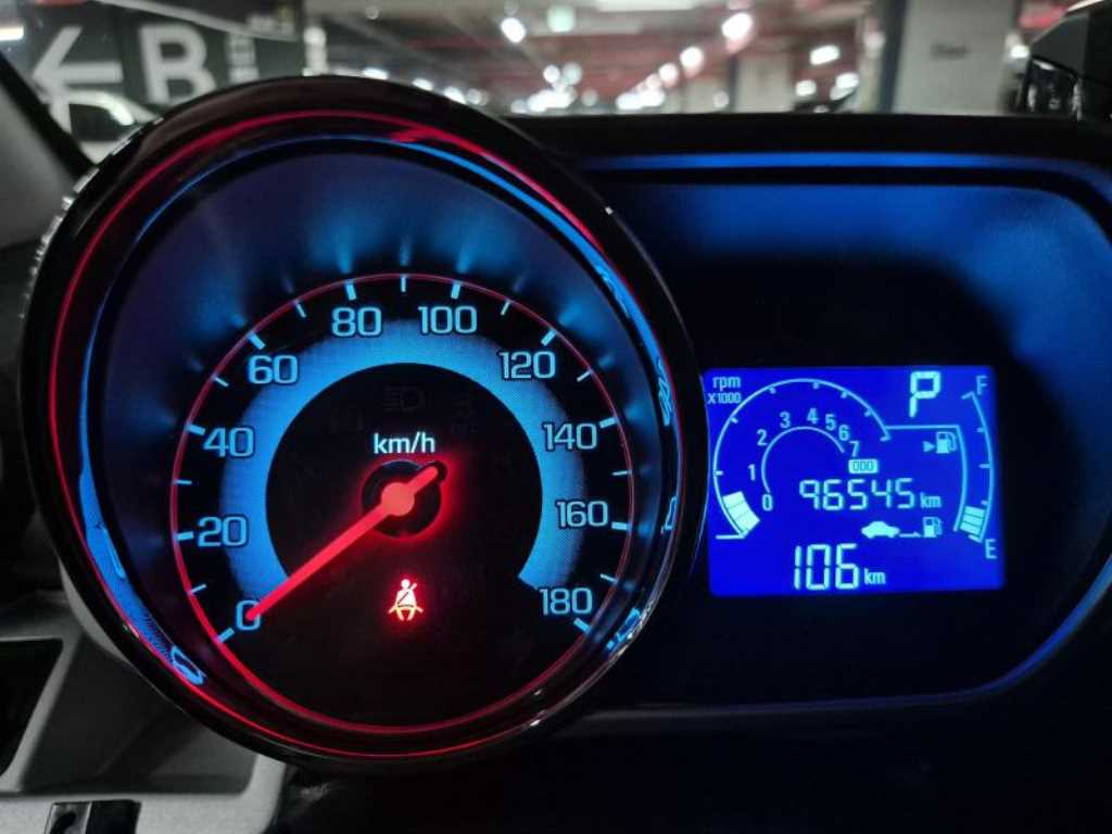 Chevrolet Spark - Vista 12