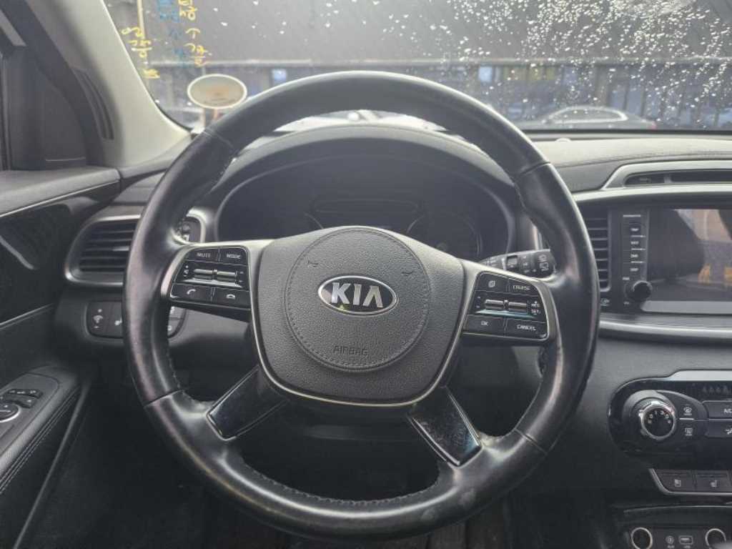 KIA Sorento - Vista 11