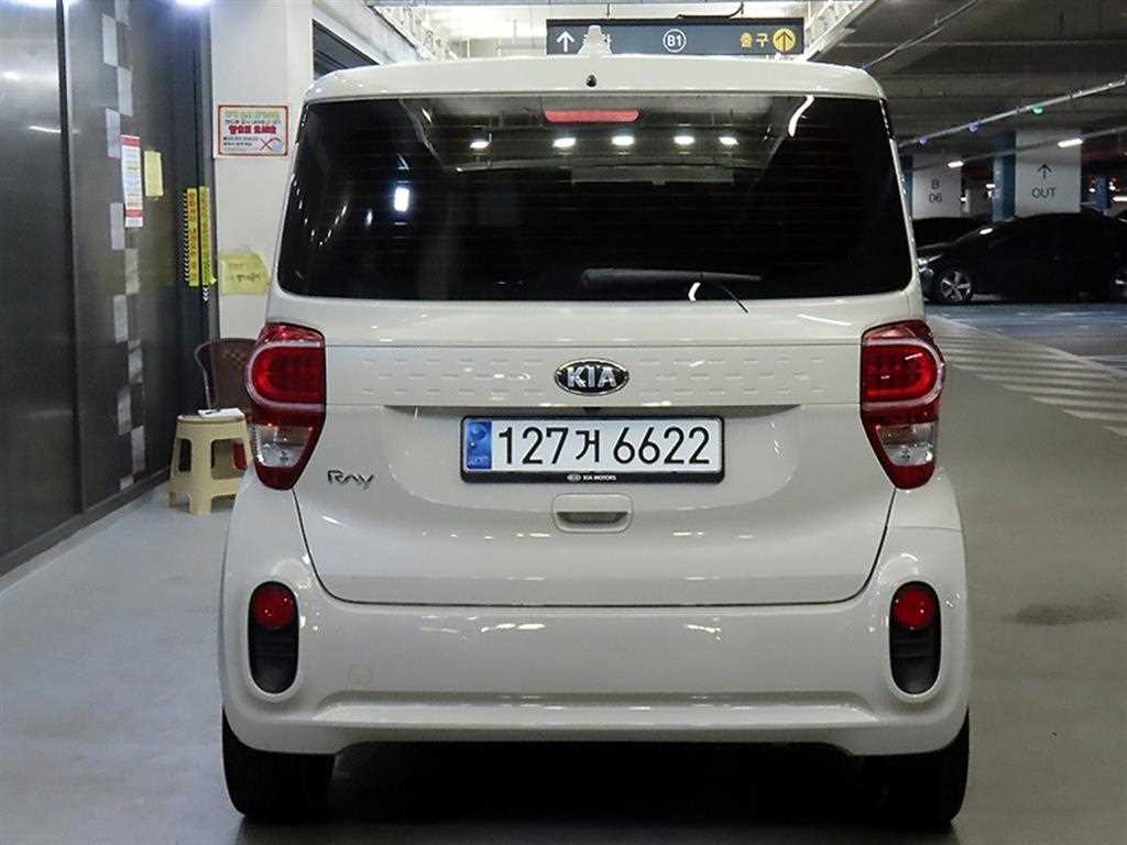 KIA Ray - Vista 7