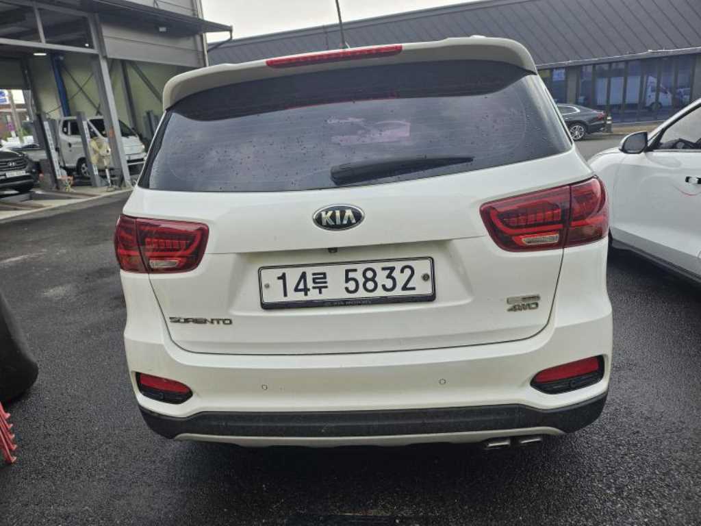 KIA Sorento - Vista 6