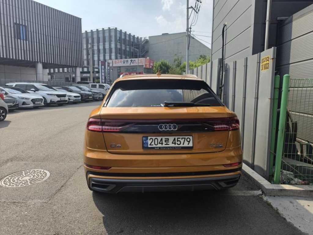 Audi Q8 - Vista 2