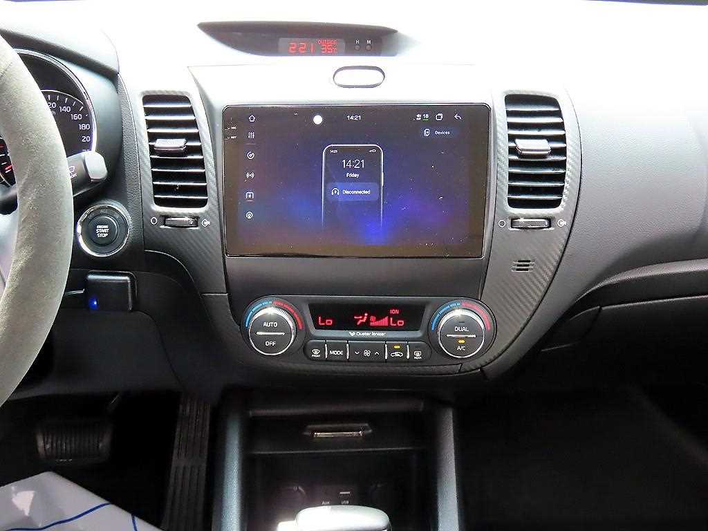 KIA K3 - Vista 12