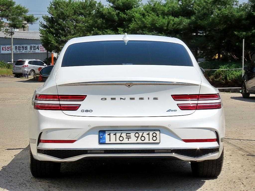 Genesis G80 - Vista 6