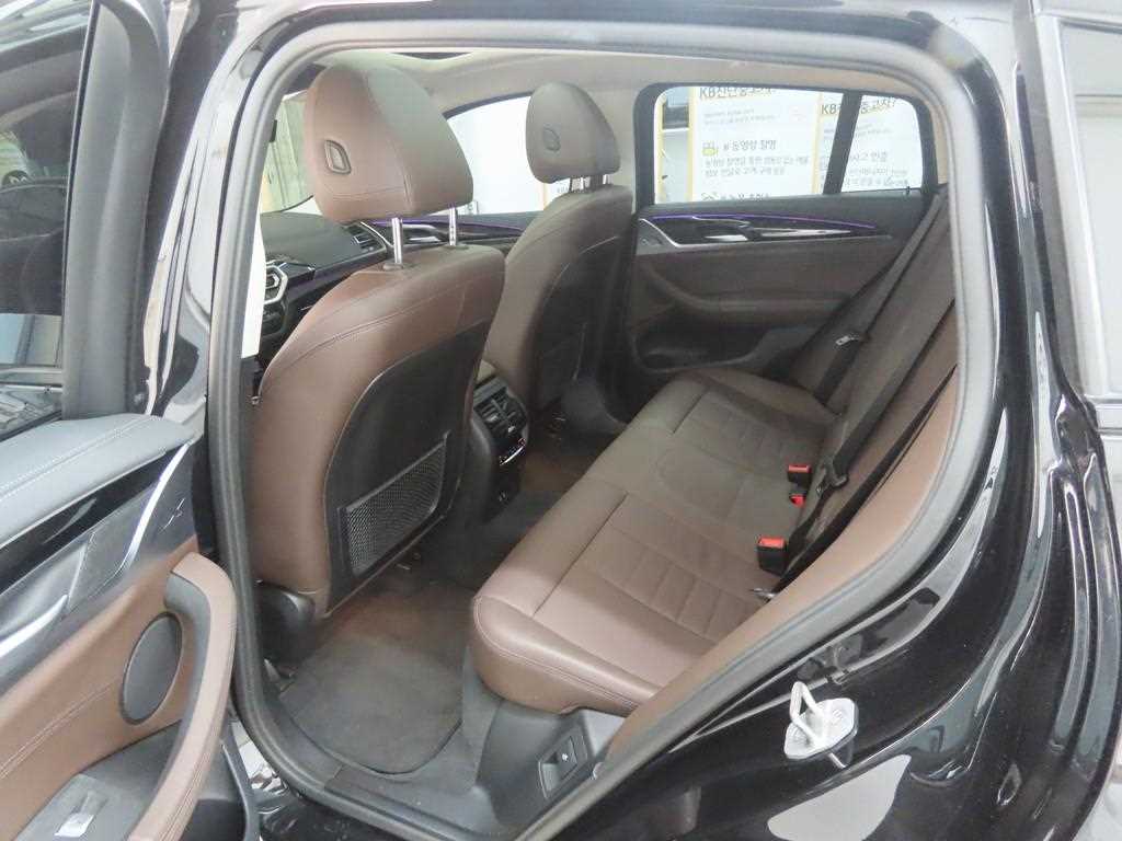 BMW X4 - Vista 8