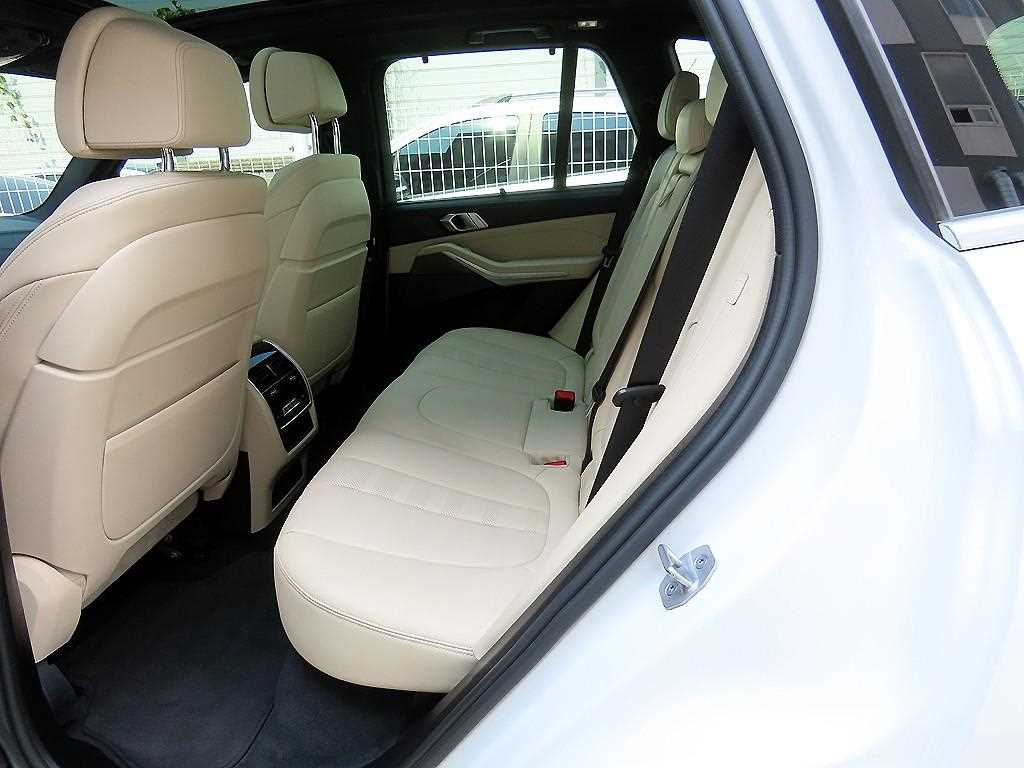 BMW X5 - Vista 8