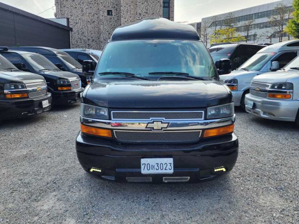 Chevrolet Express van - Vista 2