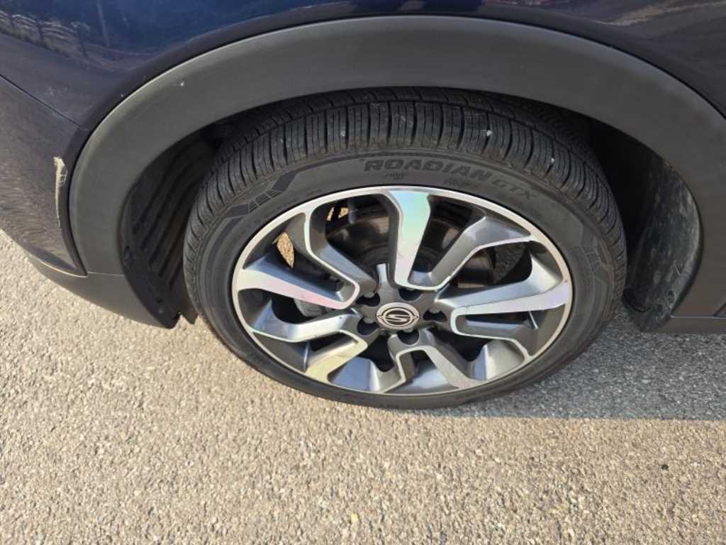 Ssangyong Tivoli - Vista 8