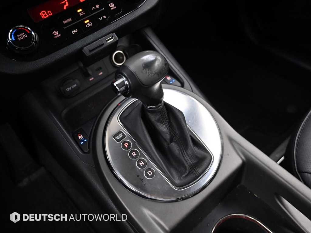 KIA Sportage - Vista 11