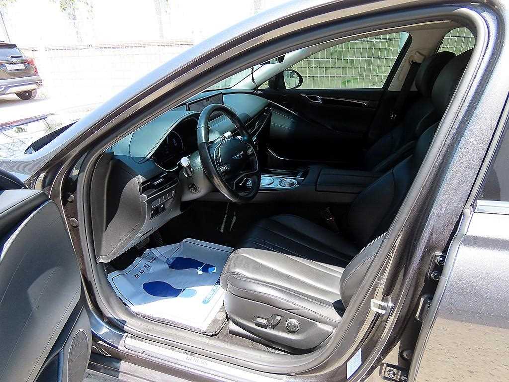 Genesis G80 - Vista 7