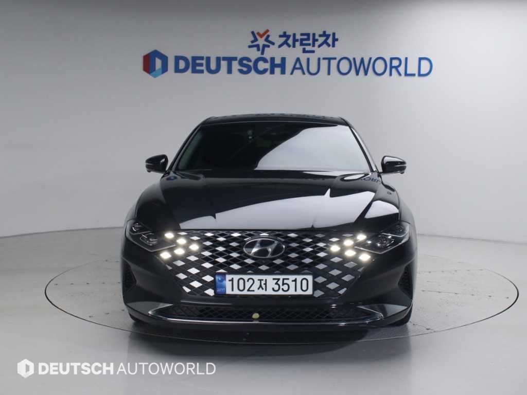 HYUNDAI Grandeur - Vista 3