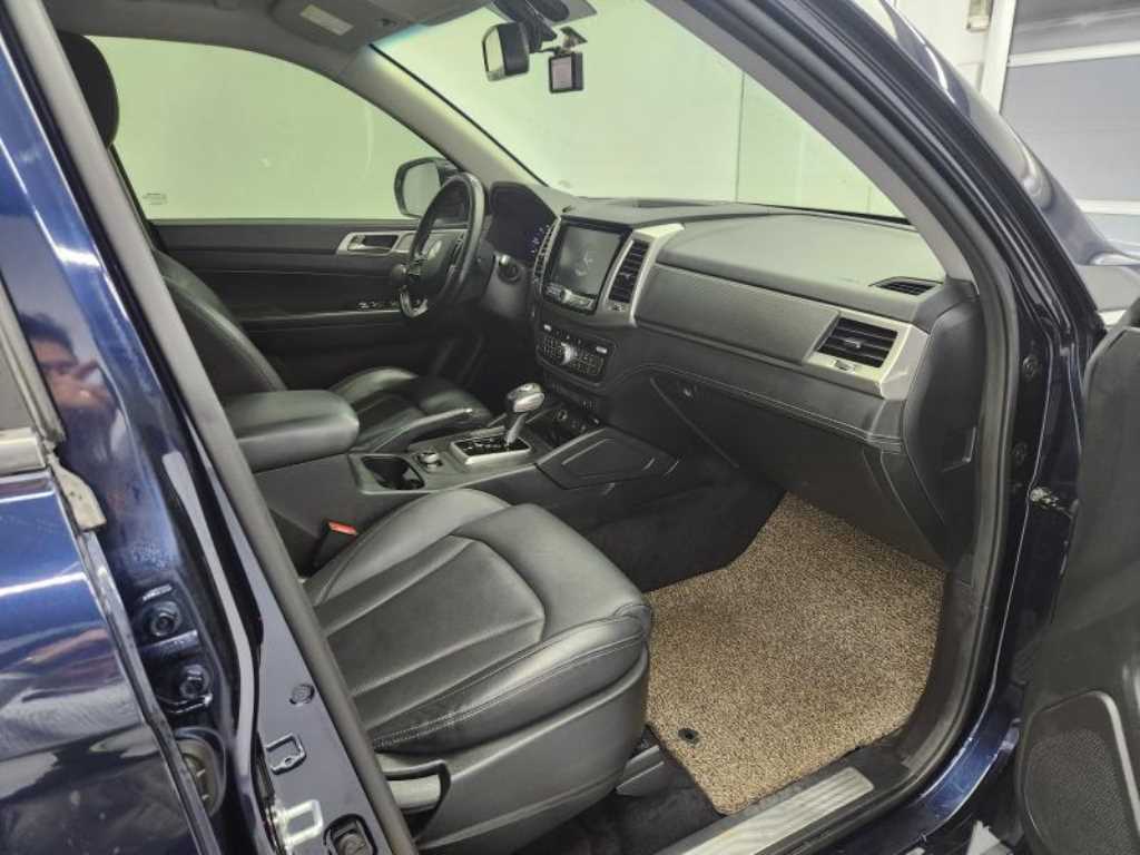 Ssangyong Rexton - Vista 10