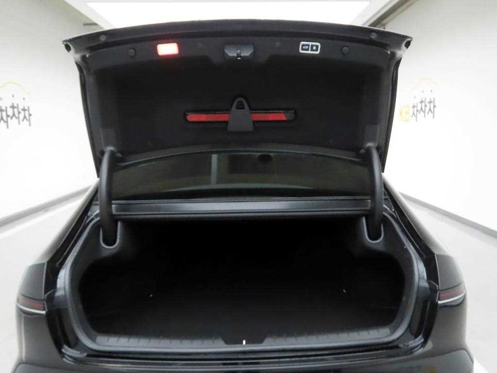 HYUNDAI Grandeur - Vista 7