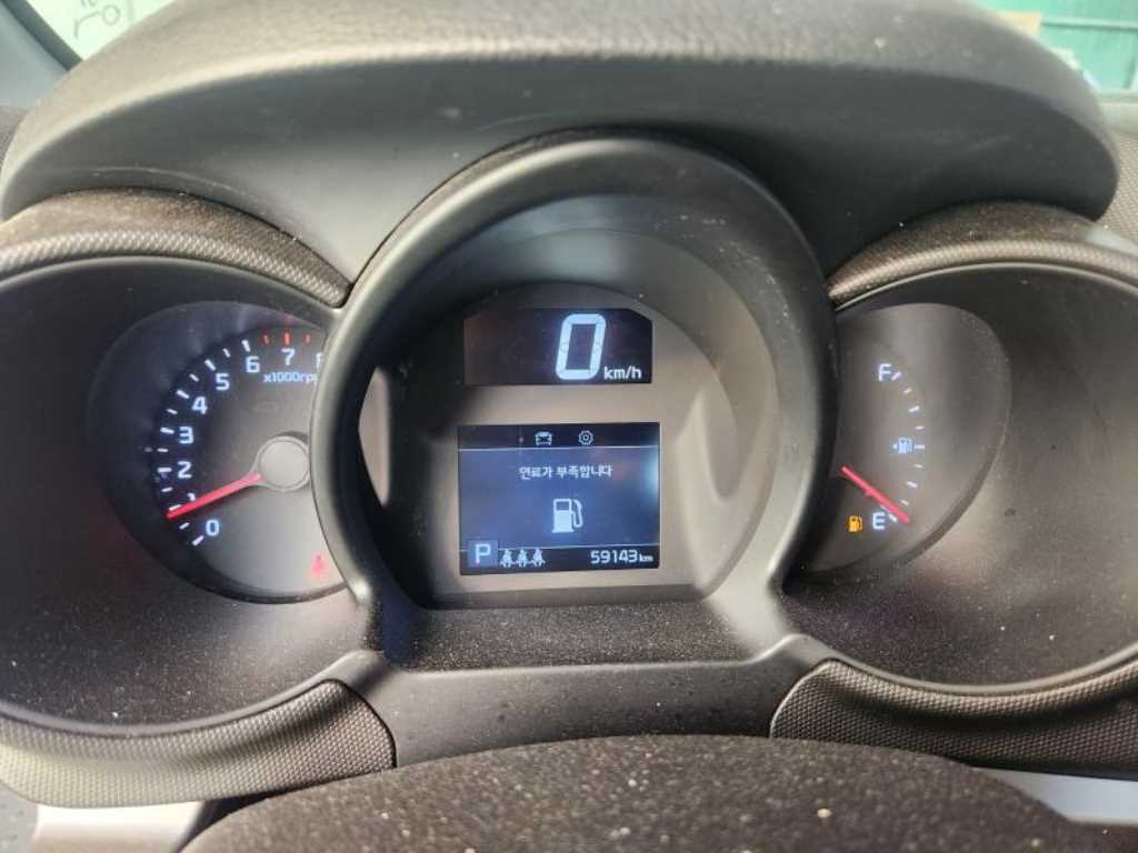 KIA Ray - Vista 7