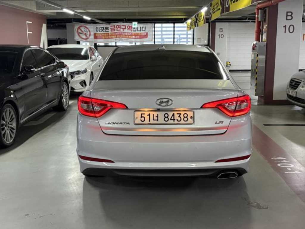 HYUNDAI Sonata - Vista 6