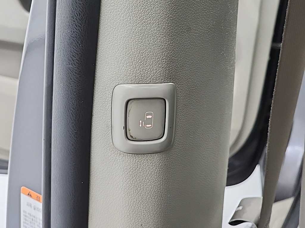 KIA Carnival 2017 Gris - Importación desde Corea - HF Imports Iquique - Foto 15