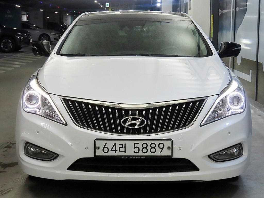 HYUNDAI Grandeur - Vista 2